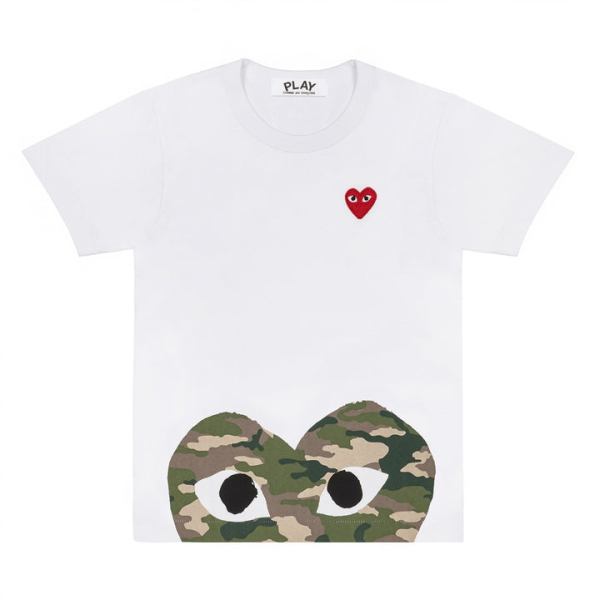 camiseta blanca play con medio corazÓn estampado camuflaje