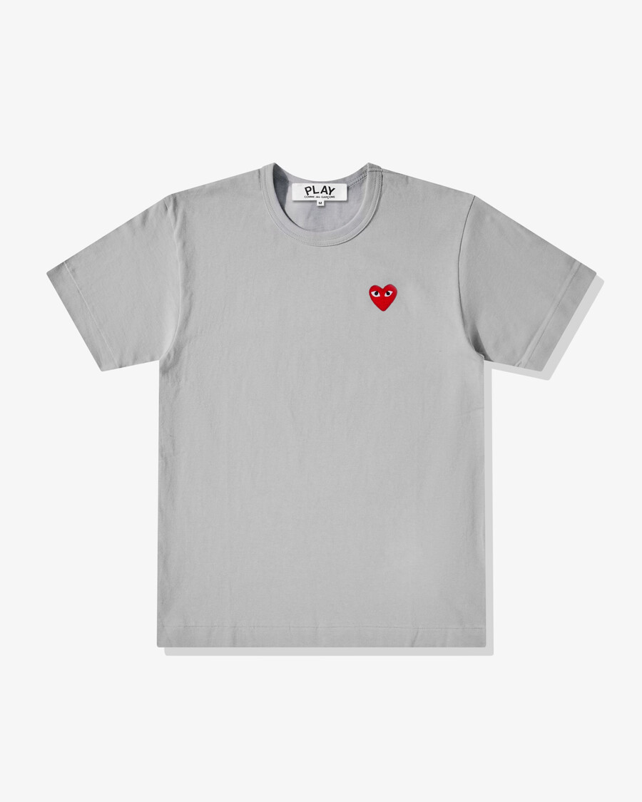 camiseta pequeño corazón gris