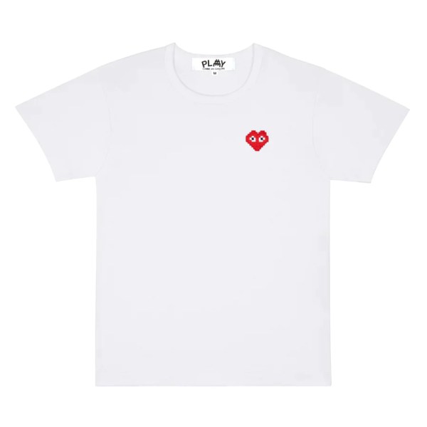 camiseta play basic invaders emblema rojo blanca